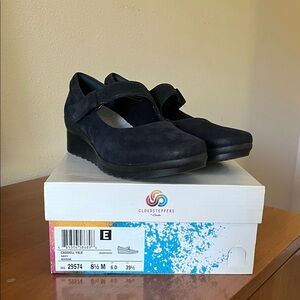 Clarks Navy Mary Jane Flats